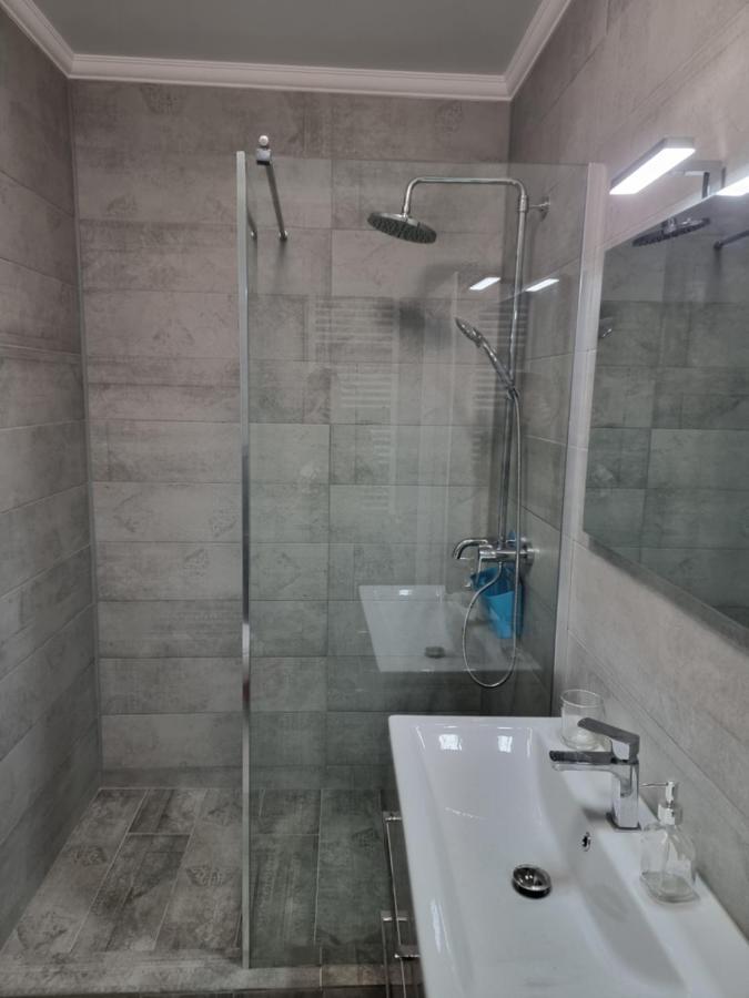 Apartament 2 Camere Eliberarii Κονστάντζα Εξωτερικό φωτογραφία